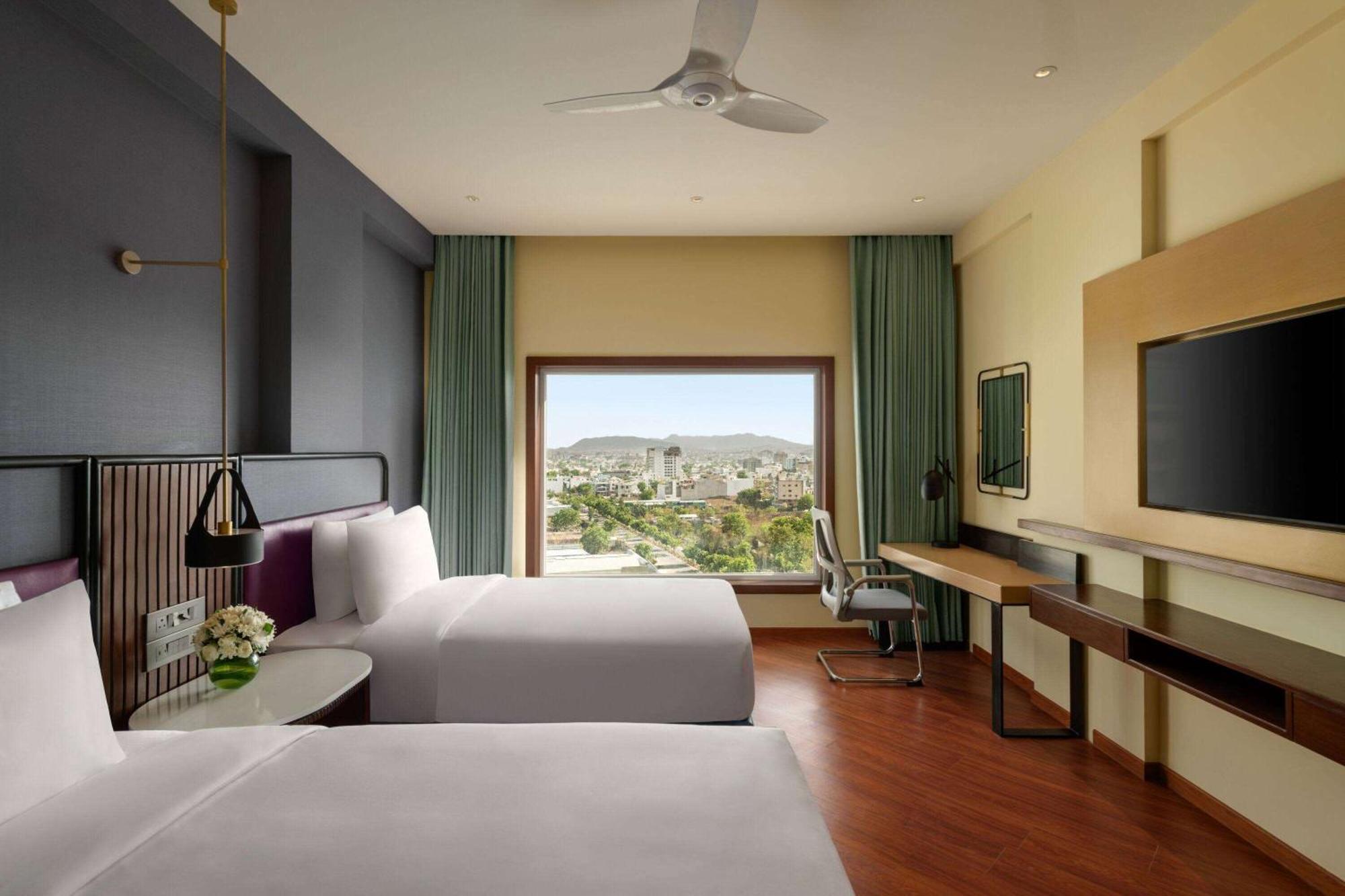 Ramada Encore By Wyndham Udaipur Roopnagar Bagian luar foto