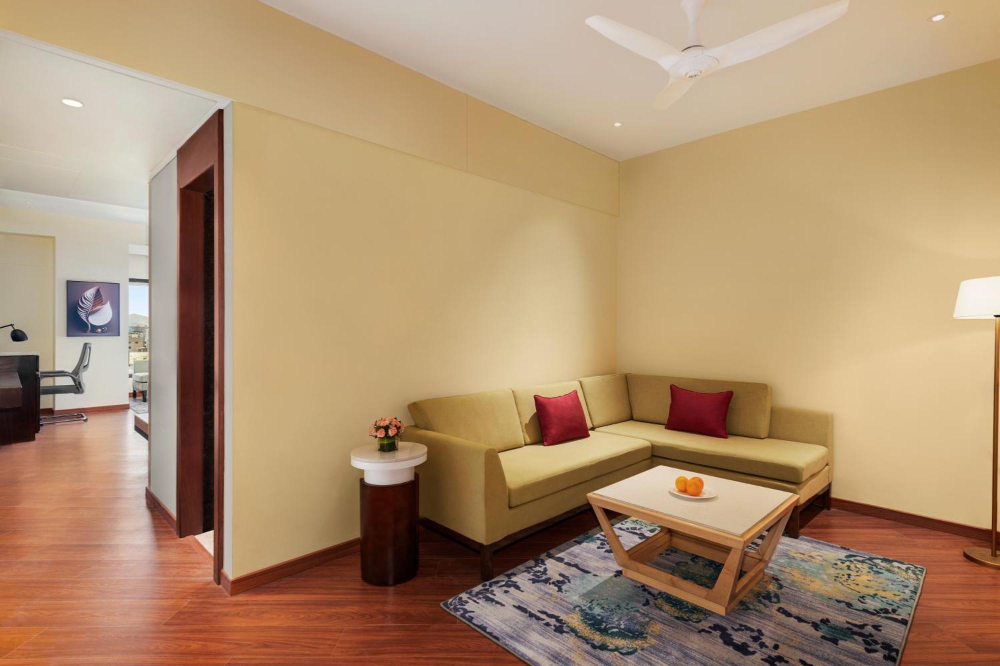 Ramada Encore By Wyndham Udaipur Roopnagar Bagian luar foto